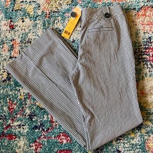 NWT Tory Burch Patsy Pant size 10 Navy Seersucker